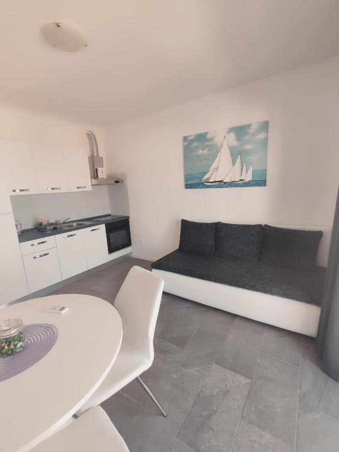 Apartman Providenca - Trogir - Close To Beach Exterior photo